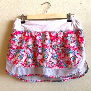Lululemon skort, size 8
